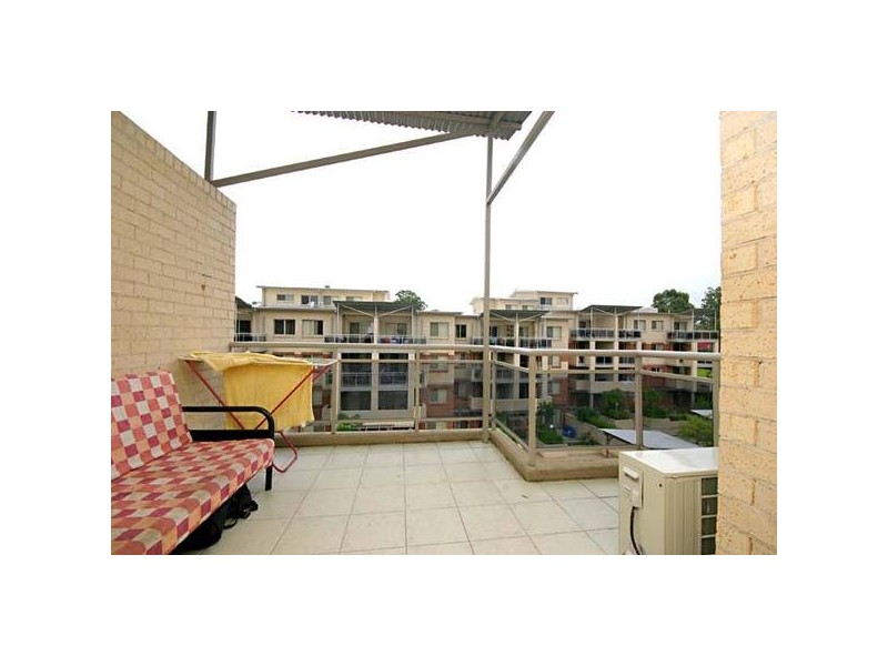 27/2 Hythe St, Mount Druitt NSW 2770