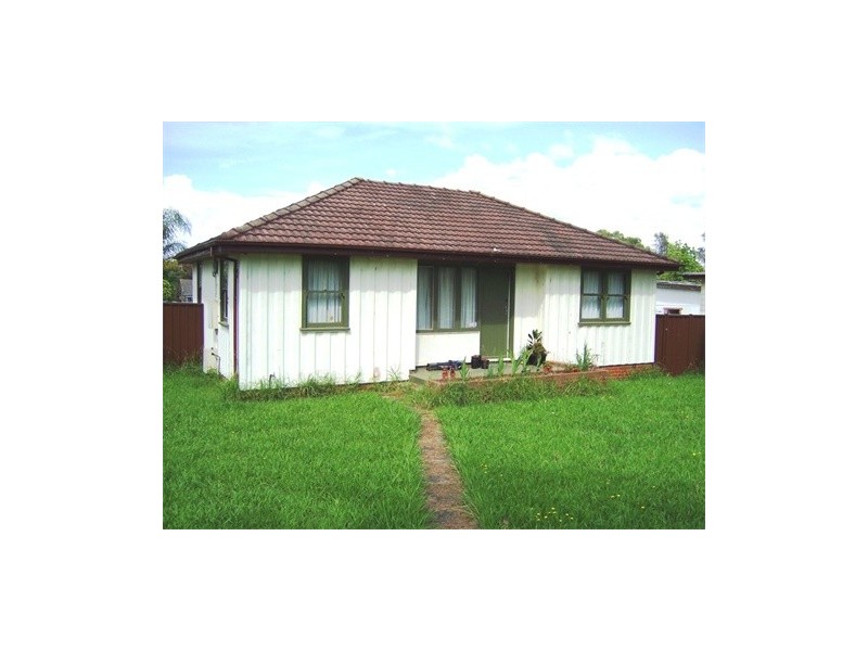 8 BRAMBLE PLACE, Whalan NSW 2770