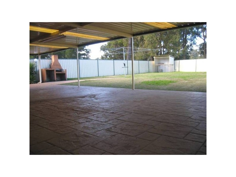 42 MUSCHARRY ROAD, Londonderry NSW 2753