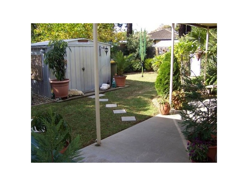 33 FORRESTER ROAD, Lethbridge Park NSW 2770