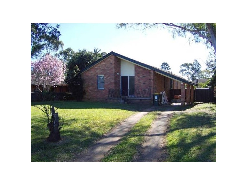 8 Erebus Cres, Tregear NSW 2770
