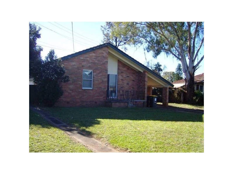 8 Erebus Cres, Tregear NSW 2770