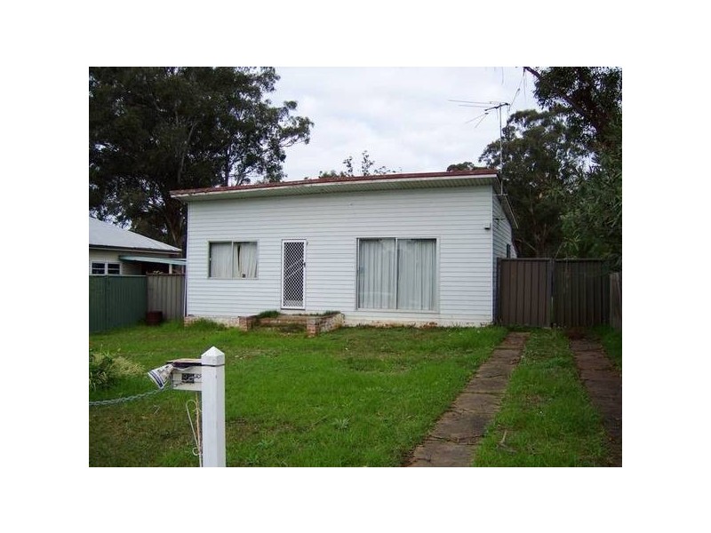 88 Eton Road, Cambridge Park NSW 2747