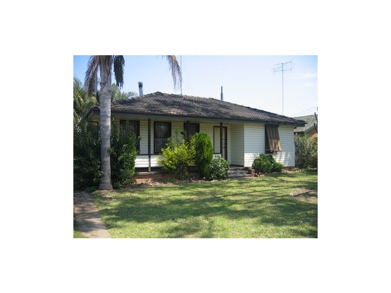 28 ELLSWORTH DRIVE, Tregear NSW 2770