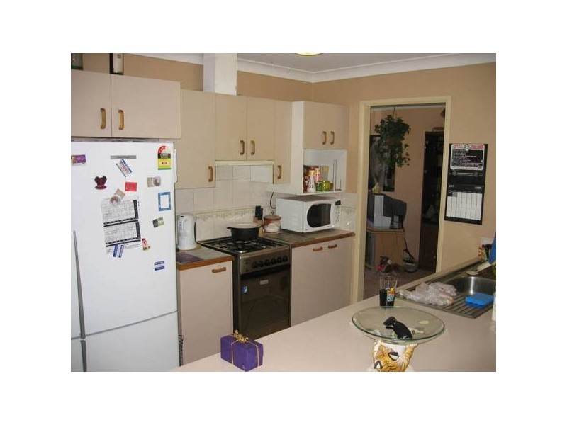 13 Wollaton Grove, Oakhurst NSW 2761