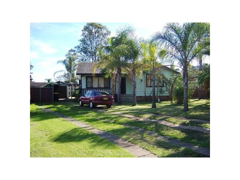 28 RUNCORN AVENUE, Hebersham NSW 2770