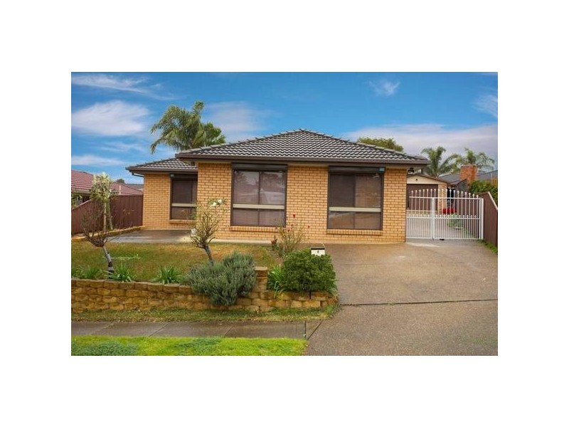 5 Parkinson Grove, Minchinbury NSW 2770