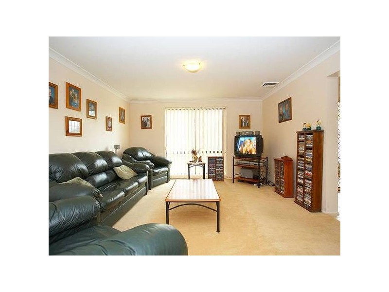 215 Bennett Road, St Clair NSW 2759