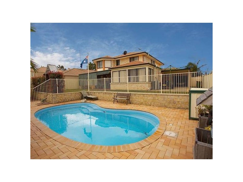 215 Bennett Road, St Clair NSW 2759