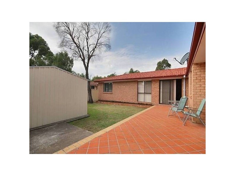 4 Walton Place, Minchinbury NSW 2770