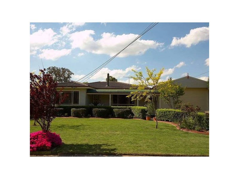 4 Meegan Place, Colyton NSW 2760