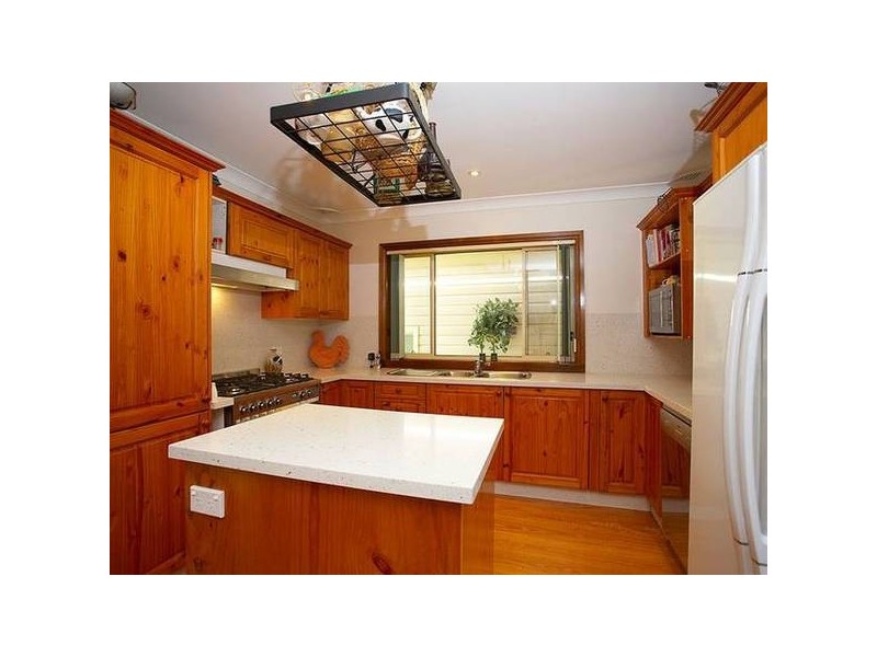 4 Meegan Place, Colyton NSW 2760