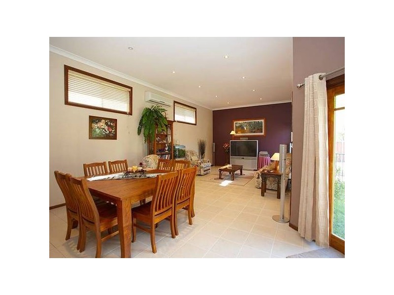 4 Meegan Place, Colyton NSW 2760