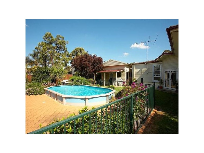 4 Meegan Place, Colyton NSW 2760