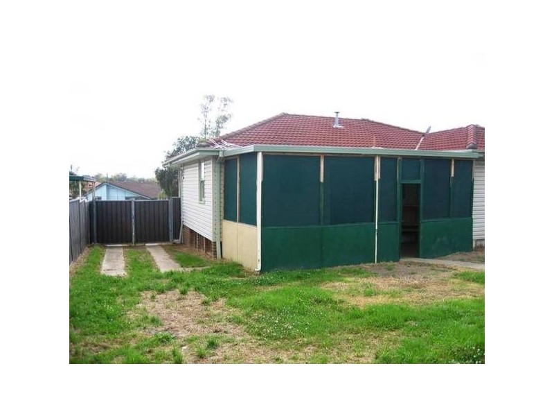 6 Hering Avenue, Emerton NSW 2770