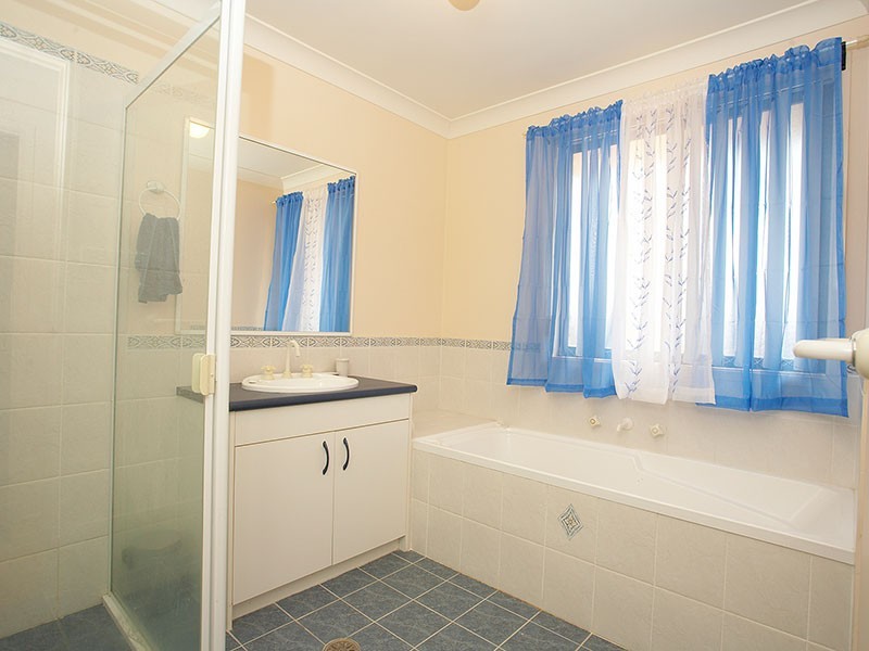 215 Bennett Road, St Clair NSW 2759