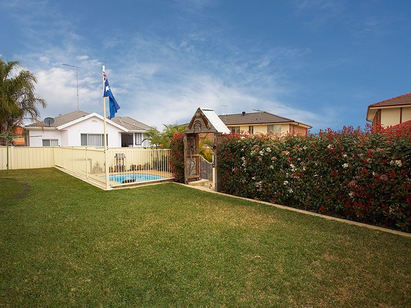 215 Bennett Road, St Clair NSW 2759