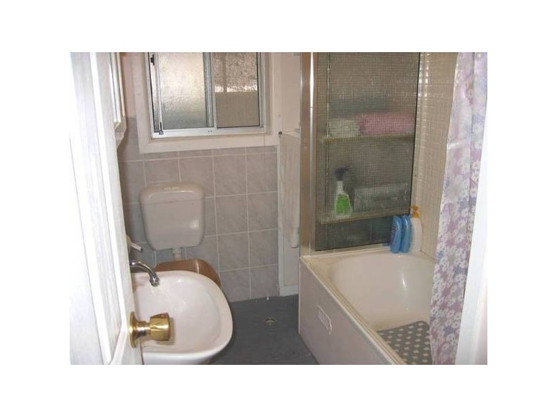 52 Manila Road, Lethbridge Park NSW 2770