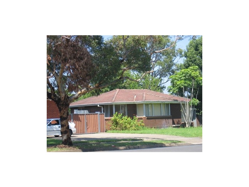 3 ELOURA STREET, Dharruk NSW 2770
