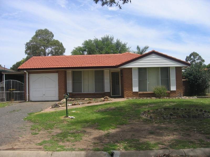 19 Kerwin Circuit, Hebersham NSW 2770