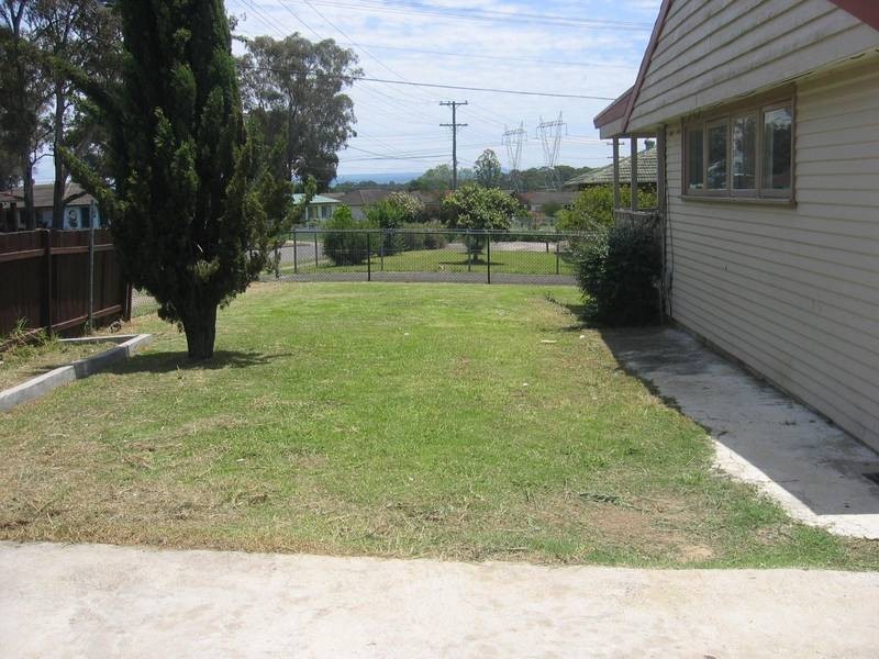 41 Gasmata Crescent, Whalan NSW 2770