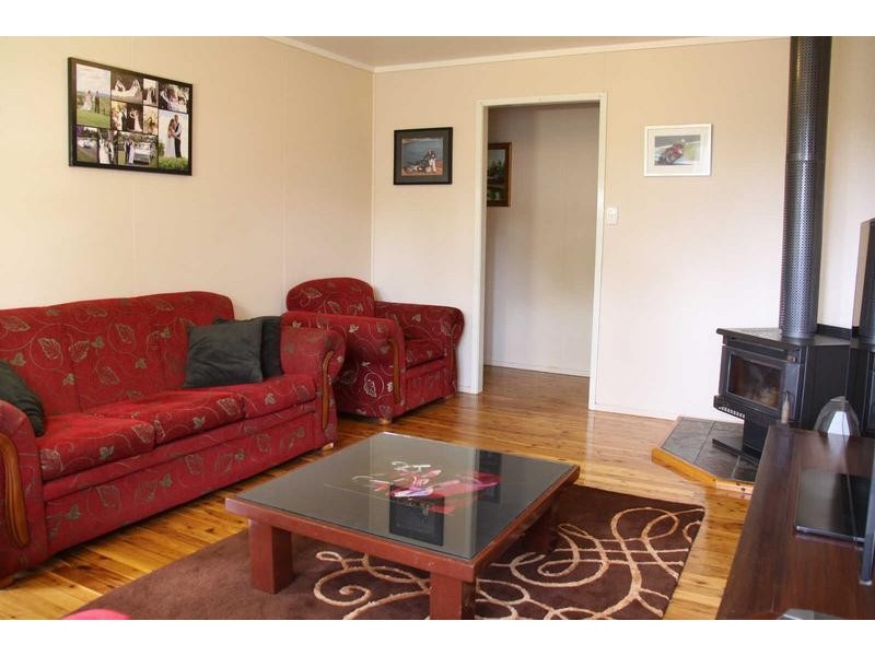 36 Wentworth Street, Leichhardt QLD 4305