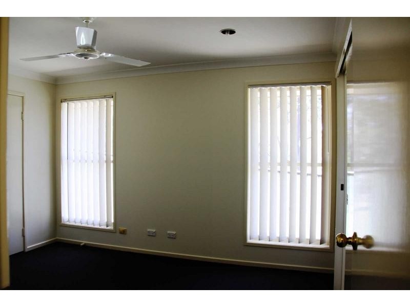 21 Edith Drive, North Ipswich QLD 4305