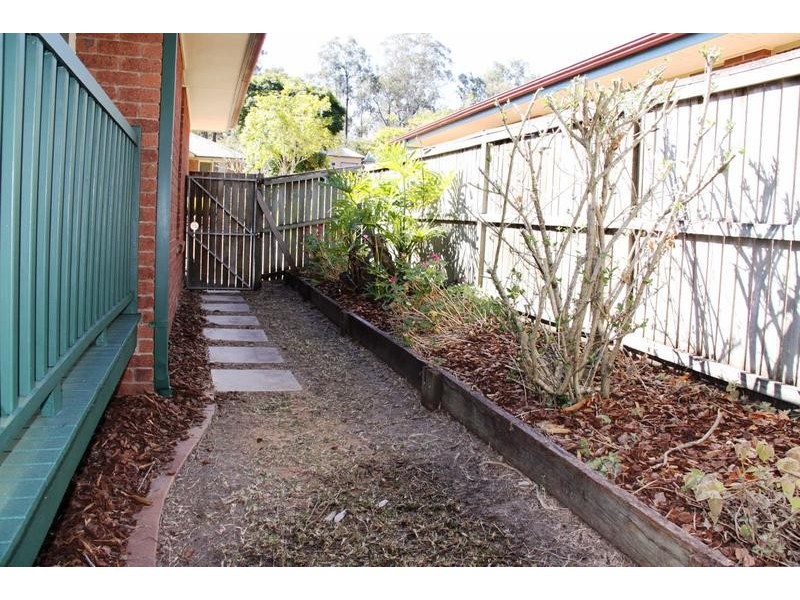 21 Edith Drive, North Ipswich QLD 4305