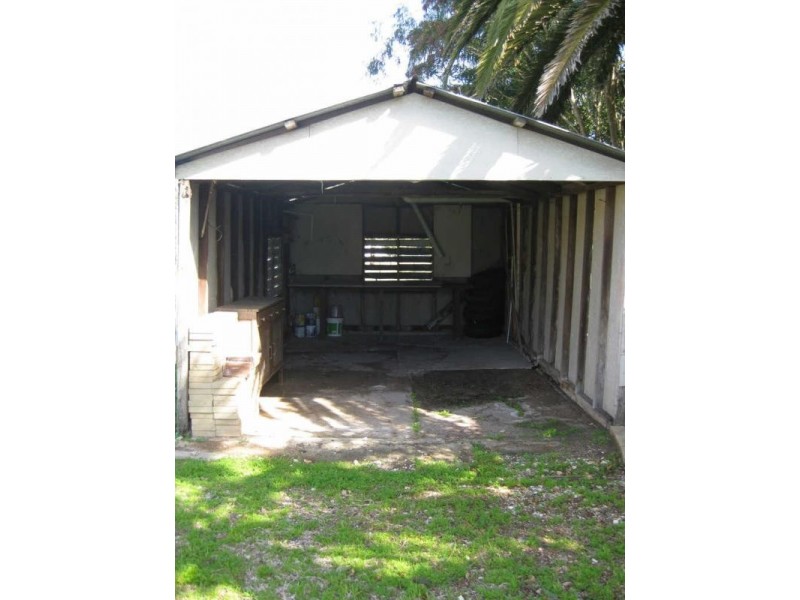 23 Vineyard Street, One Mile QLD 4305
