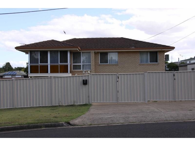 9 Rumsey Drive, Raceview QLD 4305