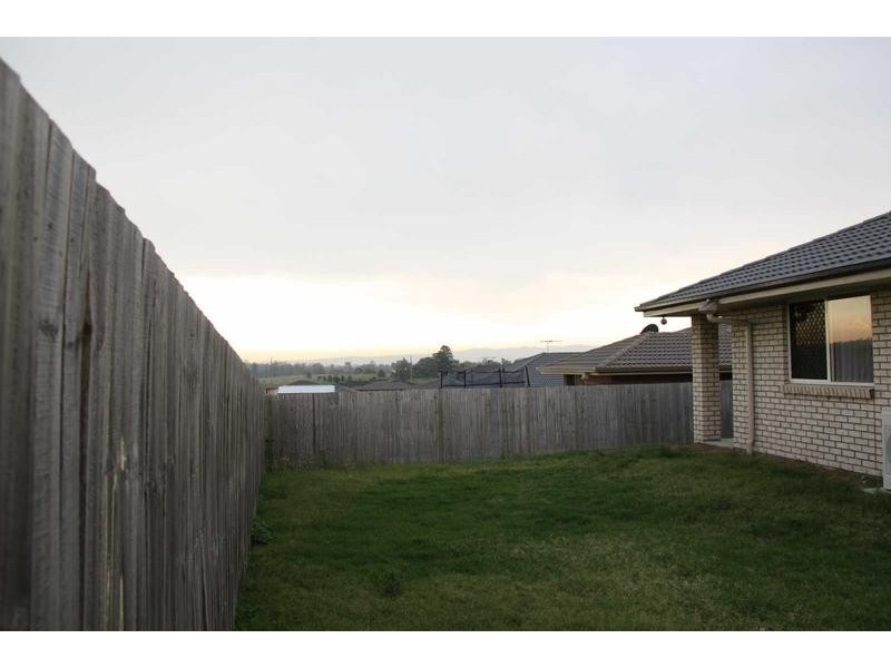 30 Sea Eagle Drive, Lowood QLD 4311