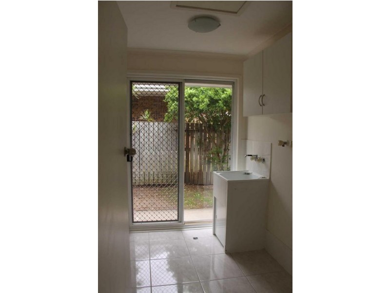 51 Bottlebrush Drive, Regents Park QLD 4118