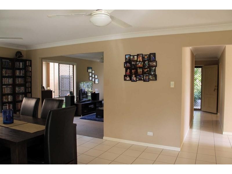 10 Stevenson Road, Calamvale QLD 4116