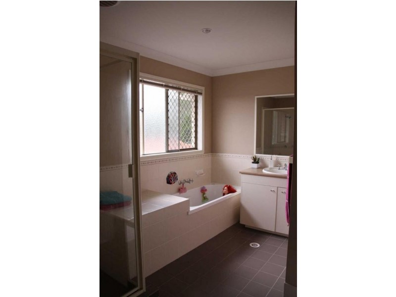 10 Stevenson Road, Calamvale QLD 4116