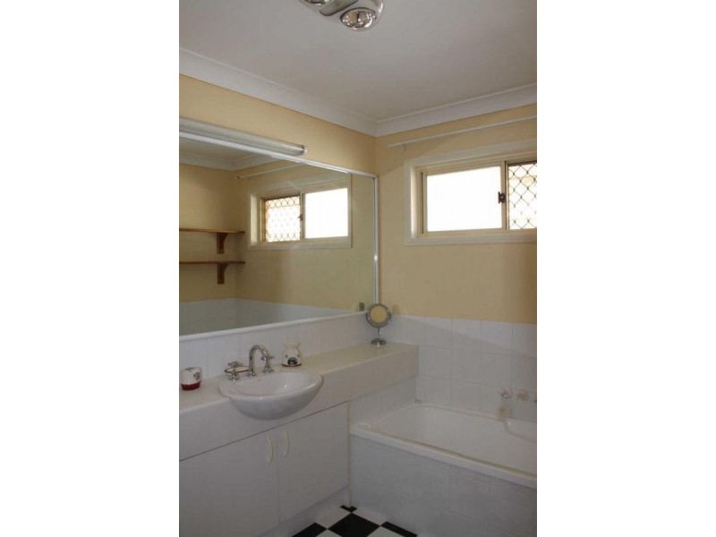 4 Fox Court, Ormeau Hills QLD 4208