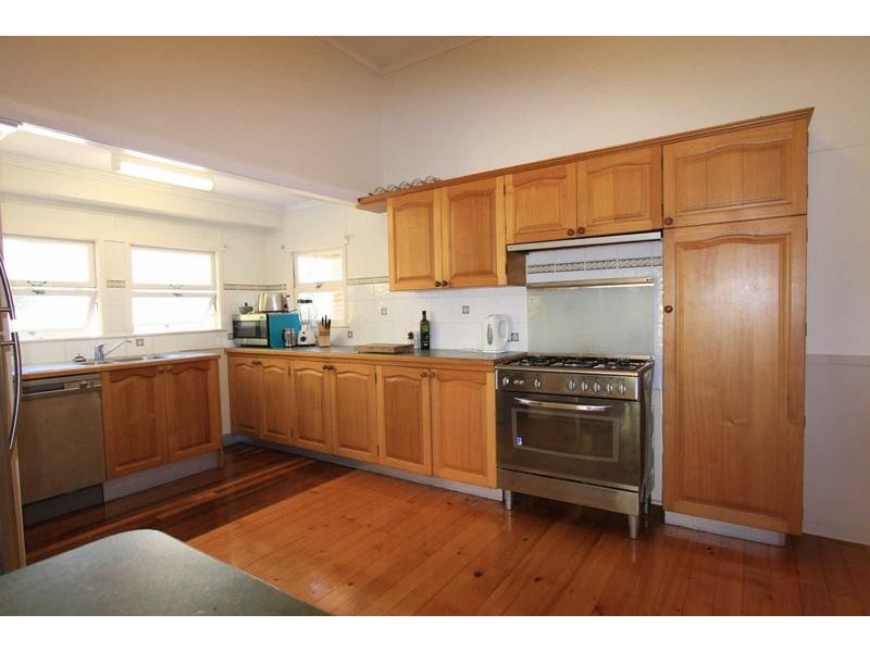 26 Ferrett Street, Sadliers Crossing QLD 4305