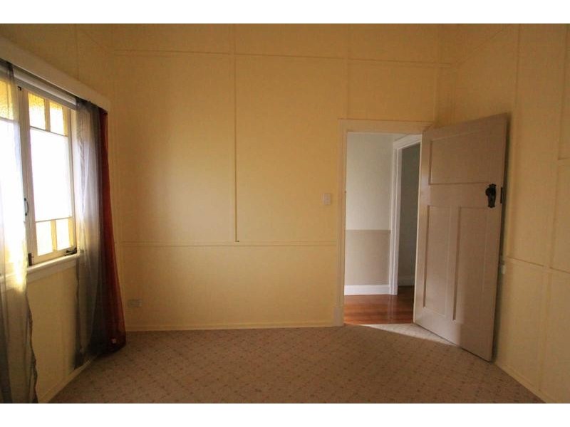 26 Ferrett Street, Sadliers Crossing QLD 4305