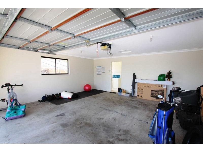 30 Kathleen Place, Yamanto QLD 4305