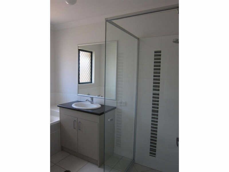 5 Renee Street, Redbank Plains QLD 4301