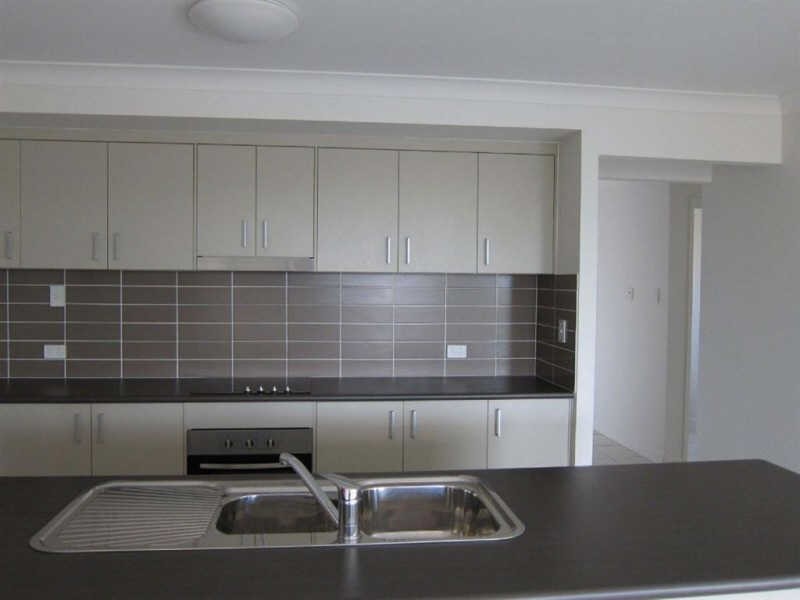 5 Renee Street, Redbank Plains QLD 4301