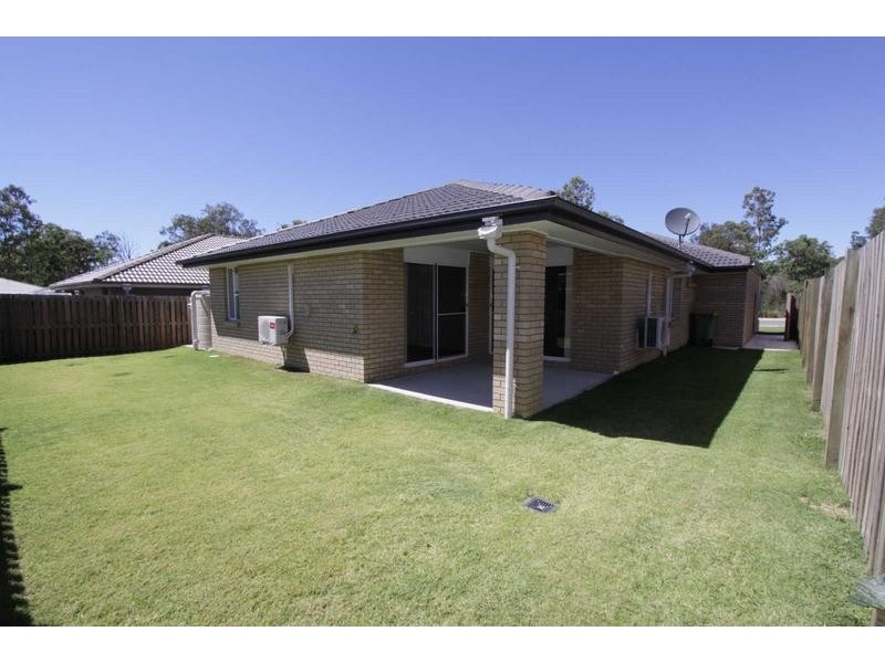 29 Benezet Drive, Augustine Heights QLD 4300