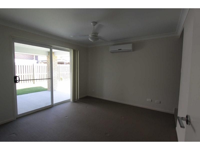 29 Benezet Drive, Augustine Heights QLD 4300