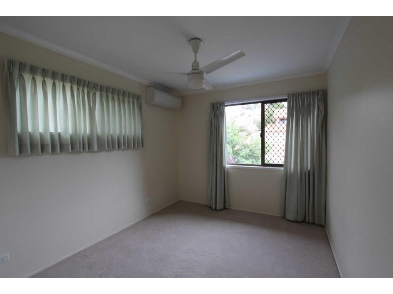 27 Orpheus Street, Robertson QLD 4109