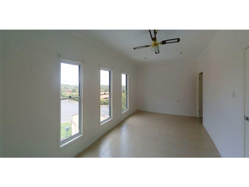 2/28 Relimba Street, Shailer Park QLD 4128