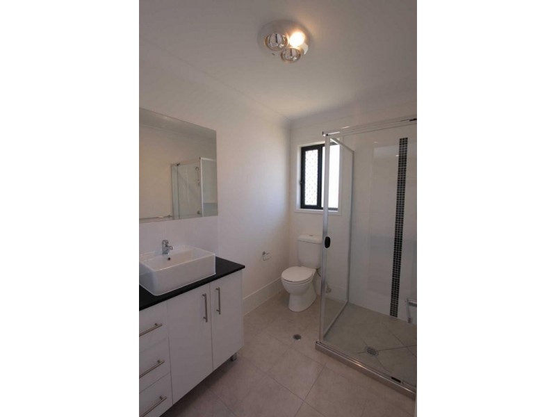 16 Thompson Street, Zillmere QLD 4034