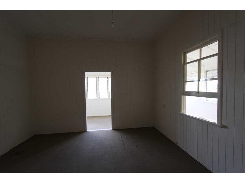 22 Lawrence Street, North Ipswich QLD 4305