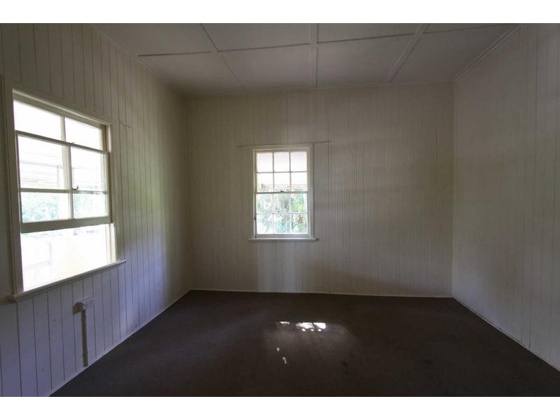 22 Lawrence Street, North Ipswich QLD 4305