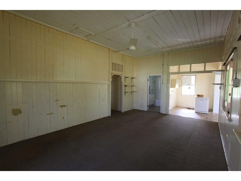 22 Lawrence Street, North Ipswich QLD 4305