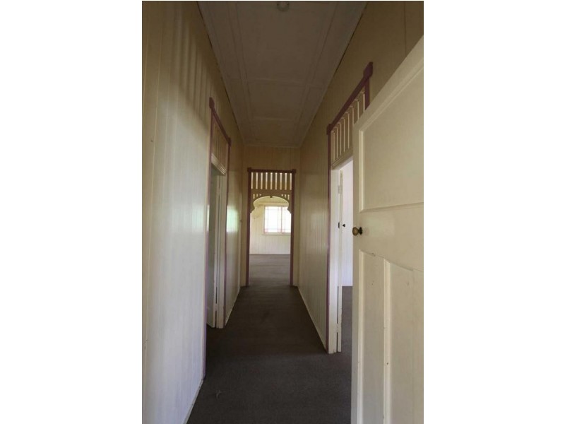 22 Lawrence Street, North Ipswich QLD 4305