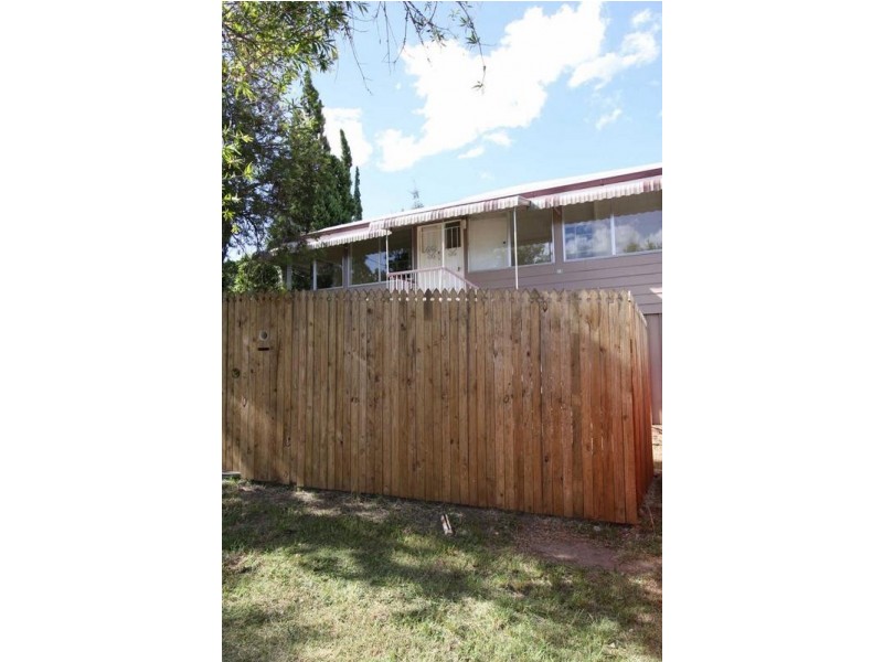 22 Lawrence Street, North Ipswich QLD 4305